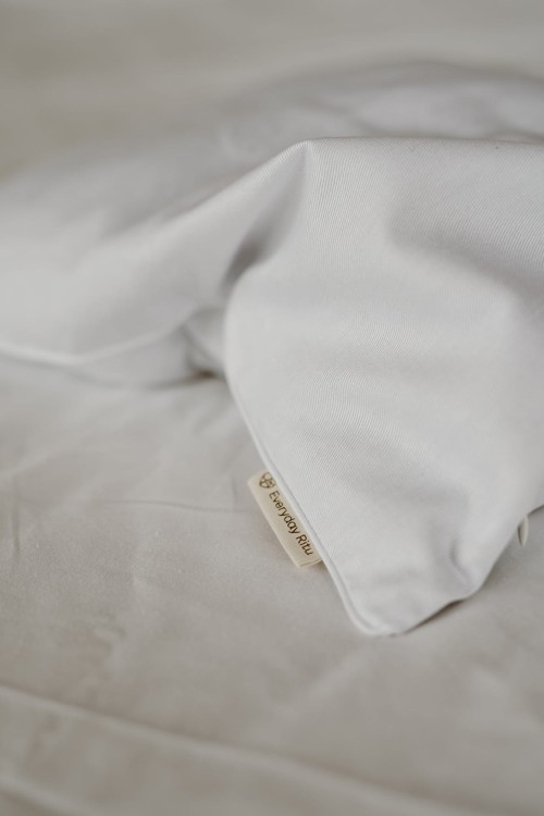 Poduszka Jasiek (łuska prosa) - biała - Everyday Ritu