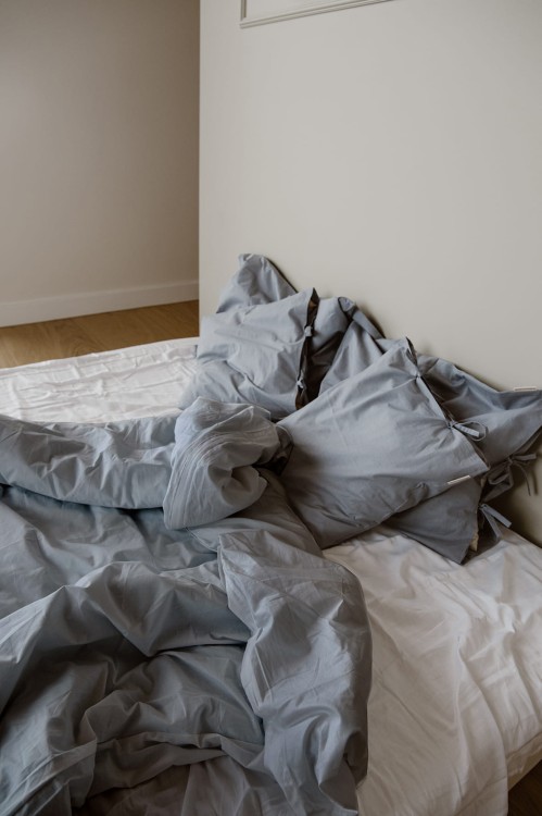 Poszewka bawełniana (Jasiek) - szaroniebieska - Everyday Ritu